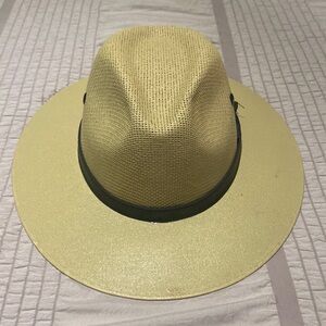 Womens straw sombrero